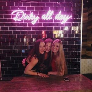 Meet your Posher, Lily